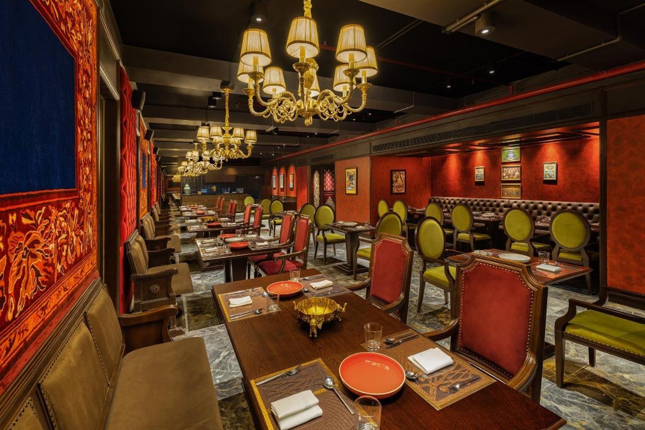 Hotel Hillock 아흐메다바드 외부 사진