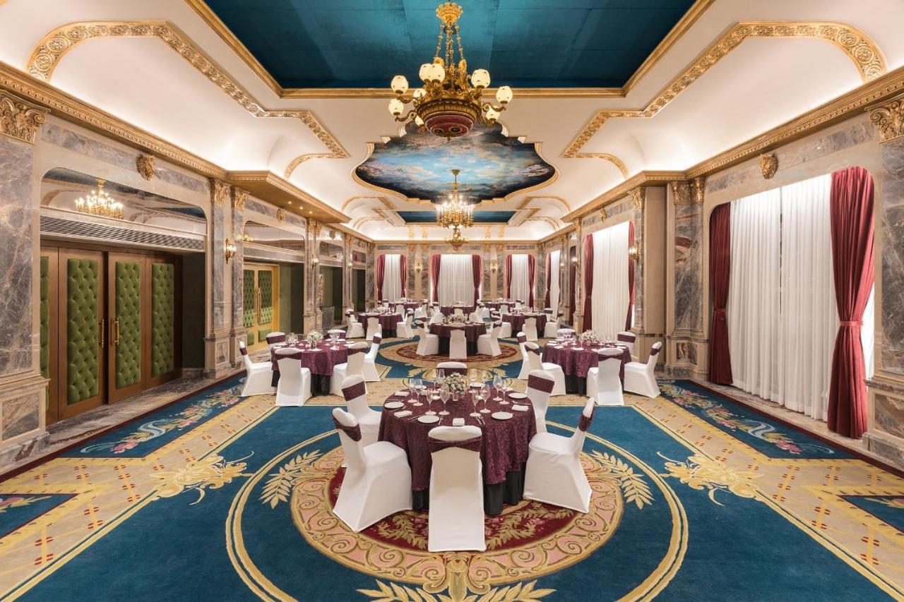 Hotel Hillock 아흐메다바드 외부 사진